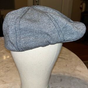 Levi’s blue/gray flat cap/newsboy